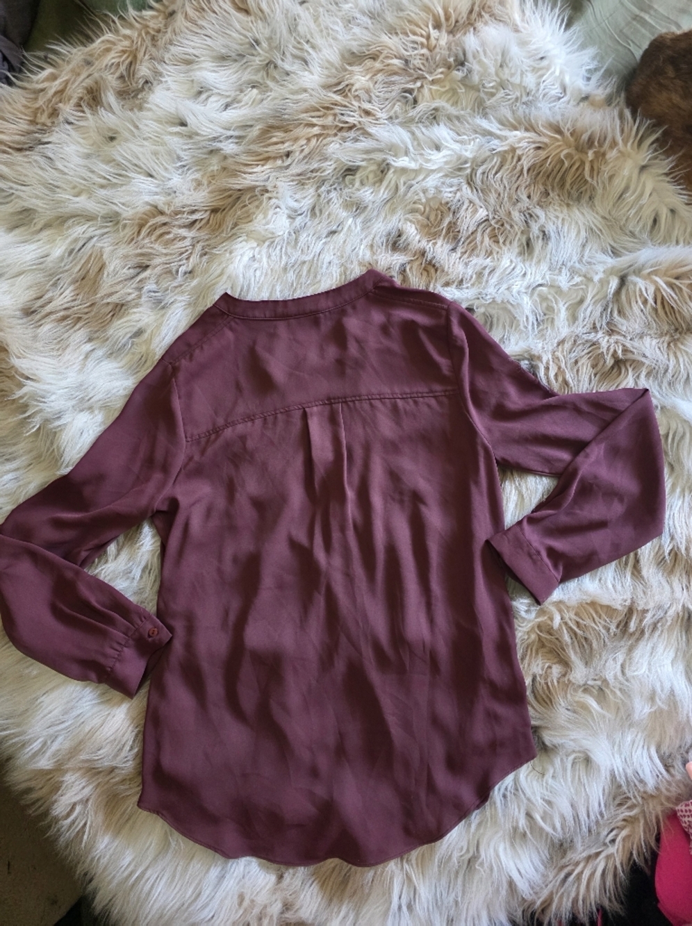 Maeve Mauve V-Neck Long Sleeve Pocket Blouse - Picture 3 of 5